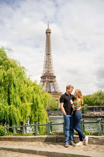 Paris: Private Photoshoot at the Eiffel Tower - Is $41 good value for a private Eiffel Tower session?