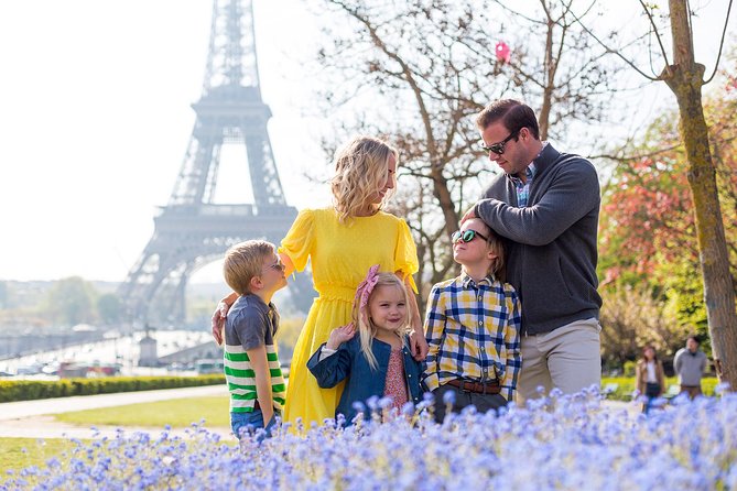 Paris Private Photoshoot Experience - Meeting at Café Kléber and walking toward the tower