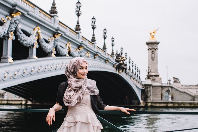 Paris - Private Photoshoot with a Top-Rated Local Photographer - Pont Alexandre III and the Eiffel Tower