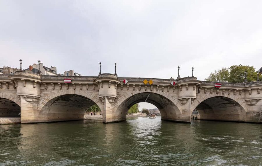 Paris: Private Seine River Cruise - Why the Seine is the right place to see Paris