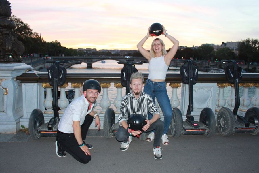 Paris: Private Sightseeing Segway Tour - Starting at 14 Rue Mathurin Régnier