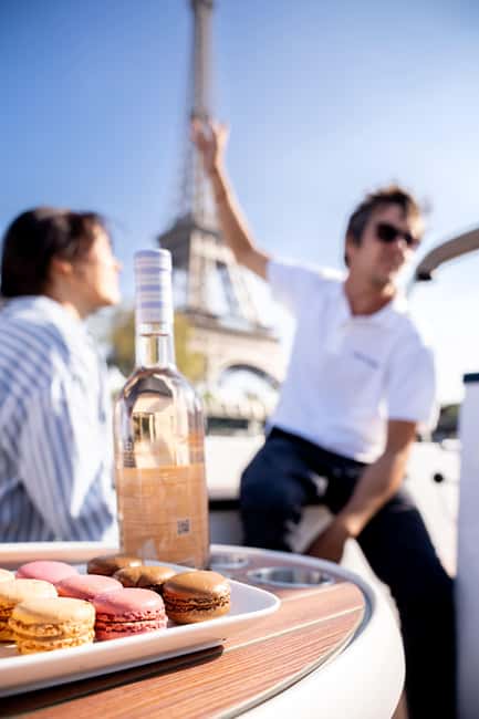 Paris: Private Small Boat Cruise with Rosé and Macarons - Who will enjoy this cruise most?