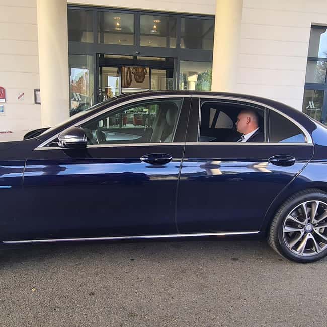 Paris: Private Tour by Chauffer-Driven Car - Key points to know before booking