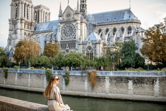 Paris Private Tour: Highlights, Top Quarters & Eiffel Tower - Notre Dame and the Latin Quarter connection