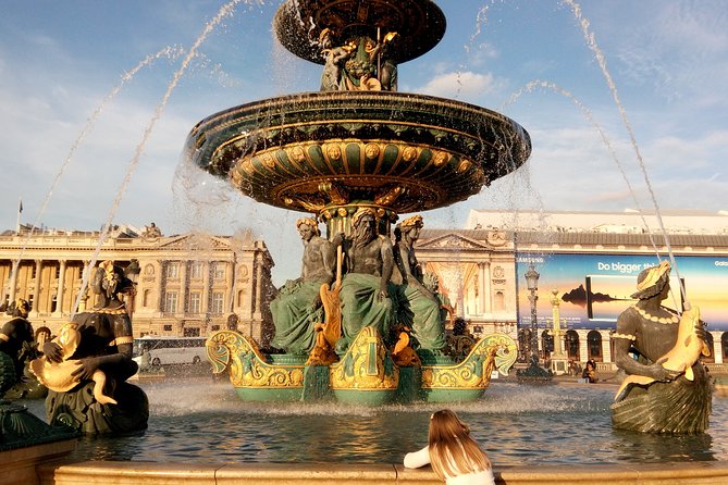 Paris Private Tour: Highlights, Top Quarters & Eiffel Tower - Crepes on rue Saint-André-des-Arts