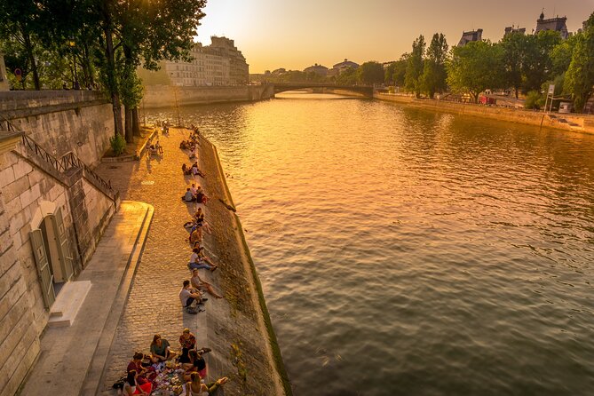 Paris Private Tour: Highlights, Top Quarters & Eiffel Tower - Bastille and Place des Vosges: revolution beside elegance