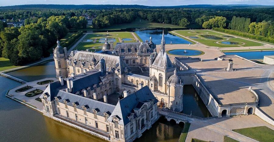 Paris: Private Tour of Domaine de Chantilly Ticket&Transfer - Le Nôtre’s French Gardens and the Anglo-Chinese Hamlet