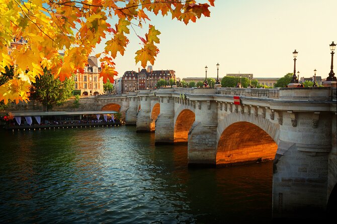 Paris Private Tour to Louvre Museum & French Crepes - Why this private Paris route works well