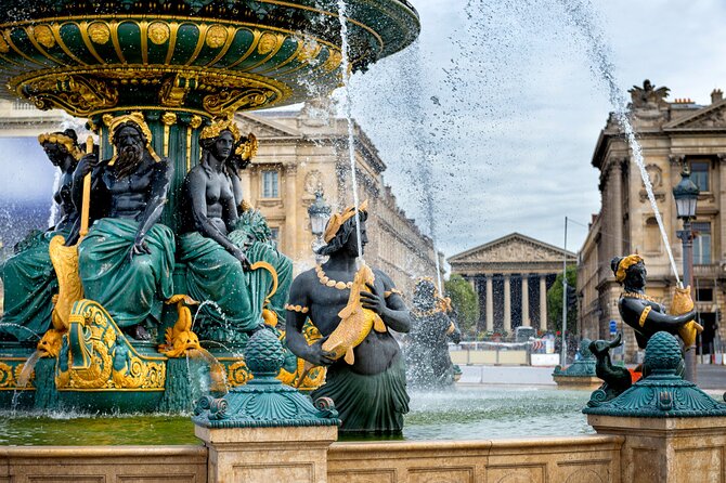Paris Private Tour to Louvre Museum & French Crepes - A short ride through Paris on the metro