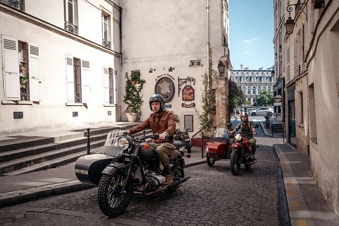 Paris Private Vintage Half Day Tour on a Sidecar Motorcycle - What the private format adds