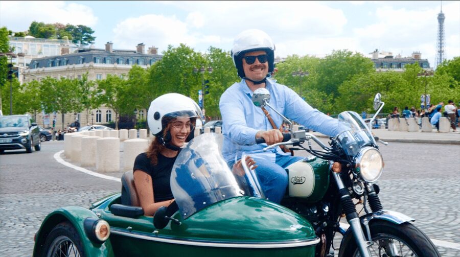 Paris: Private Vintage Sidecar Tour with Hotel Pickup - Your 90-minute route through central Paris