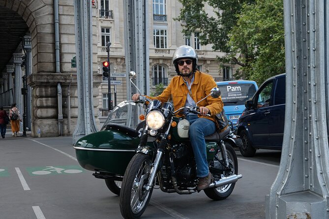 Paris: Private Vintage Sidecar Tour with Pick-Up at your Hotel - Invalides and Musée d’Orsay