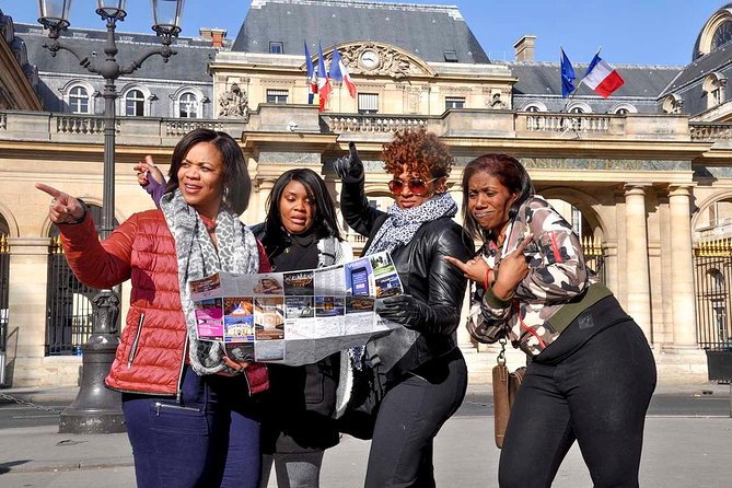 Paris Private Walking Tour with a Personal Photographer - Starting at Place Colette near the Palais-Royal