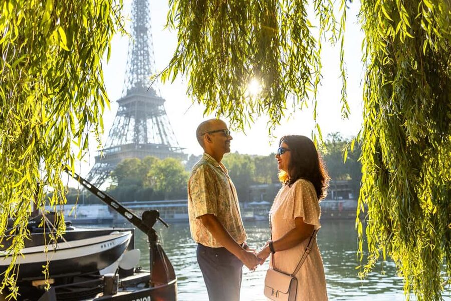 Paris: Professional Photoshoot - Who Will Enjoy This Paris Photoshoot Most?