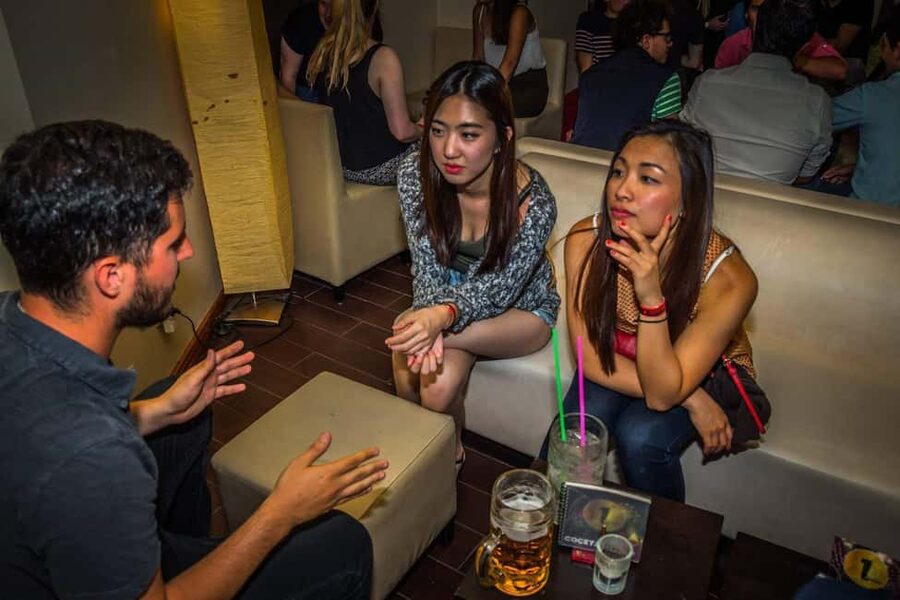 Paris: Pub Crawl with Shots and Nightclub Entry - Starting at McBrides Pub on Rue Saint Denis