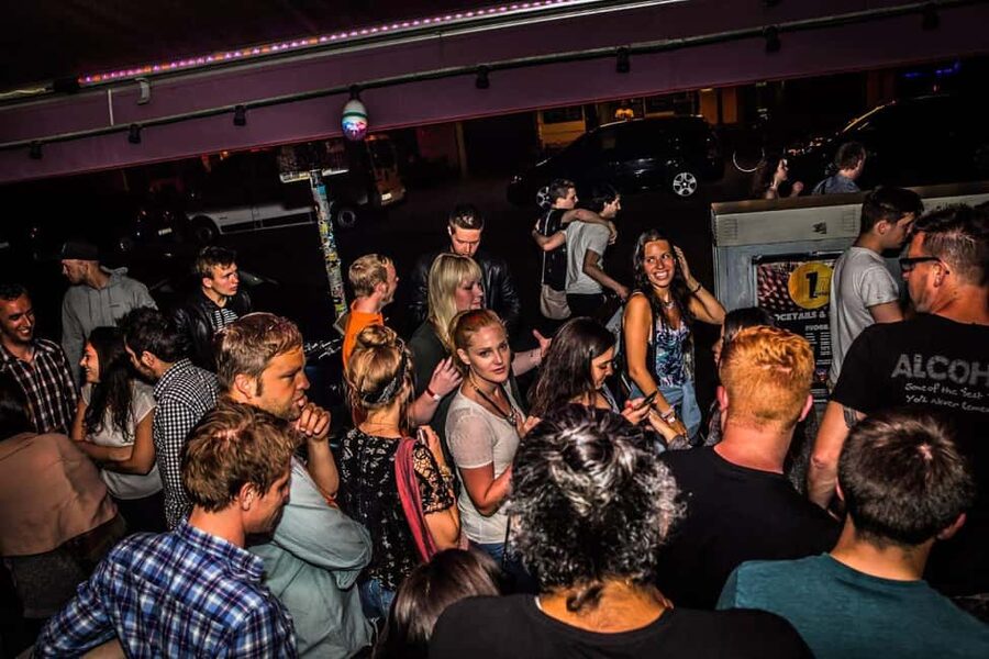 Paris: Pub Crawl with Shots and Nightclub Entry - Games, conversation, and meeting people from around the world