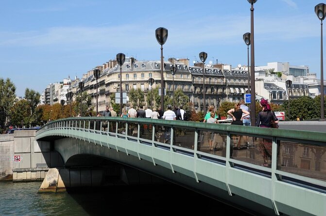 Paris Renew Your Wedding Vows Experience with Professional Photographer - What the celebrant adds to the moment