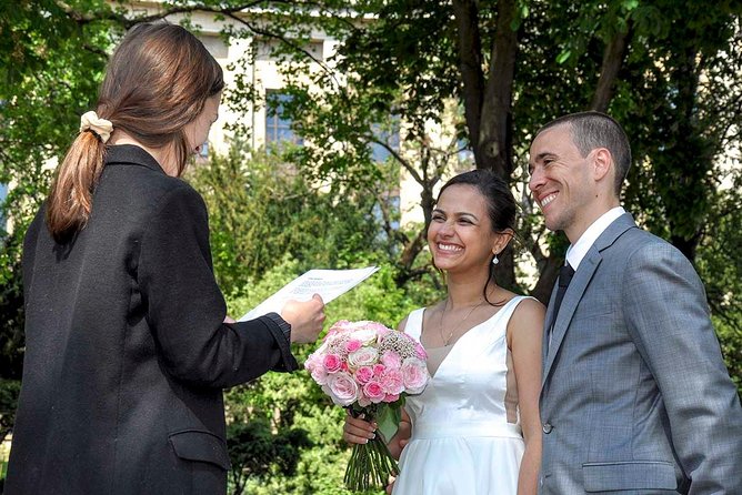Paris Renew Your Wedding Vows Experience with Professional Photographer - Who will enjoy this Paris experience?