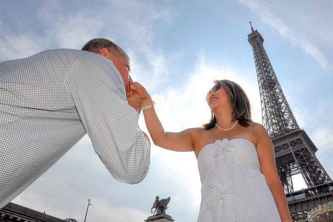 Paris Renew Your Wedding Vows Experience with Professional Photographer - The two-hour walking photo session