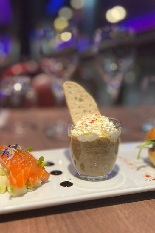 Paris: River Seine Cruise with 3-Course Lunch - Finding Boat IVOIRE at Port des Invalides