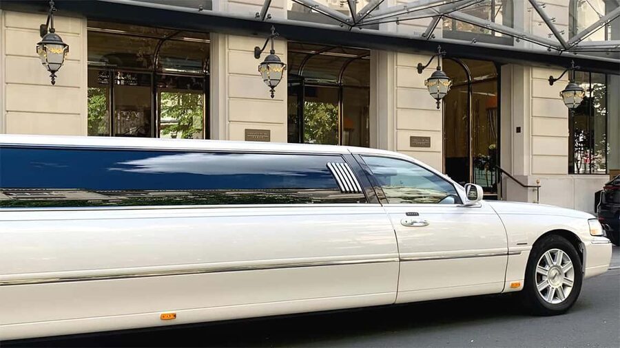 Paris: Romantic Limousine Tour - A love message inside a moving Paris postcard