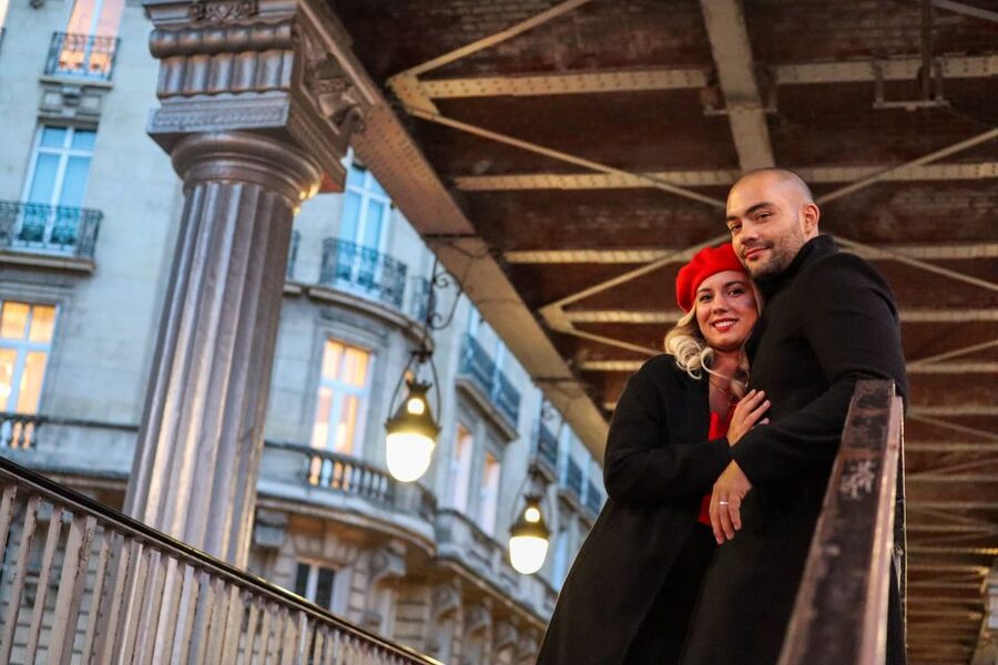 Paris: Romantic Photoshoot for Couples - What Happens at 8 Port de Suffren
