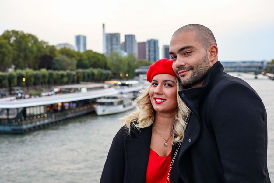 Paris: Romantic Photoshoot for Couples - Photos, Editing, and Delivery