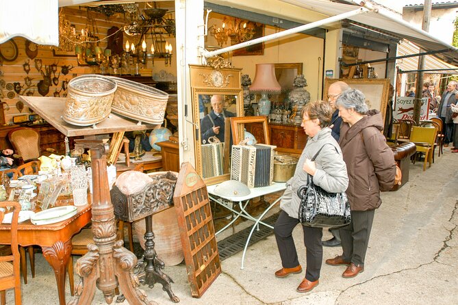 Paris: Saint Ouen Flea Market Guided Tour with Local Guide - Key points to know before you book