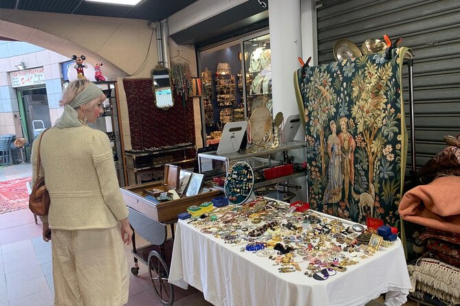 Paris: Saint Ouen Flea Market Guided Tour with Local Guide - Finding affordable curiosities on Rue des Rosiers