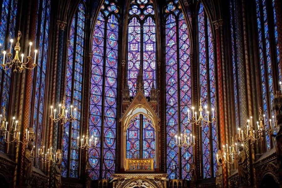 Paris: Sainte-Chapelle, Conciergerie, Notre Dame Guided Tour - The Conciergerie, from royal palace to prison