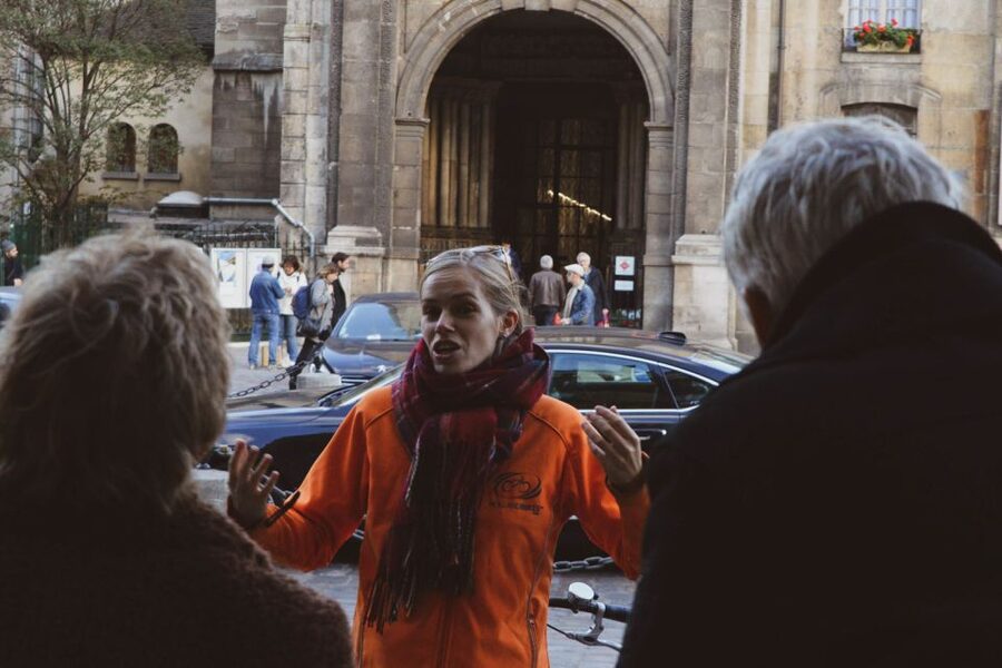 Paris: Secret City Bike Tour Off the Tourist Path - What this Paris bike tour really offers