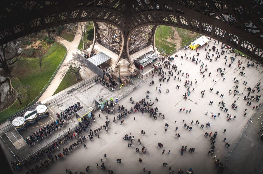 Paris: Seine Cruise with Snack/Optional Eiffel Tower Ticket - Choosing your Paris snack