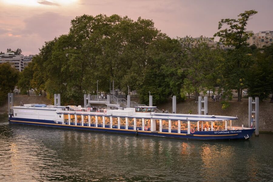 Paris: Seine River Cruise & Brunch - Who should book this cruise?