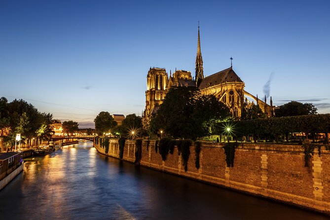 Paris Seine River Dinner Cruise with Champagne and Window Seating - Champagne, wine, water, and the final bill