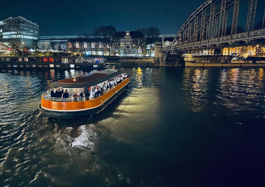 Paris: Seine River Panoramic Cruise - A smaller boat, with some seating tradeoffs