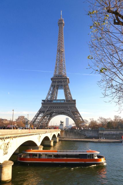 Paris: Seine River Panoramic Cruise - What you see on the upriver portion