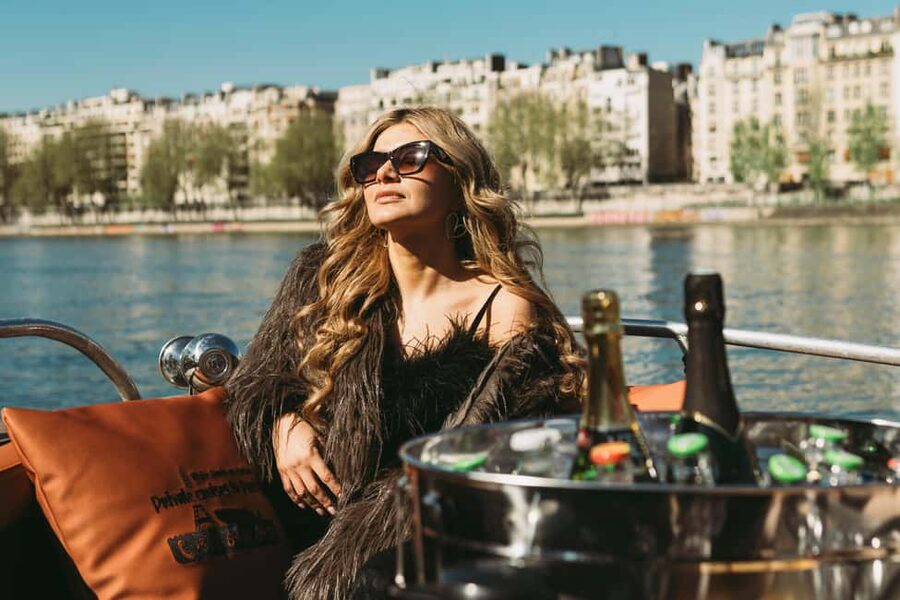 Paris: Seine River Private Cruise - Why the Seine is the right place to see Paris