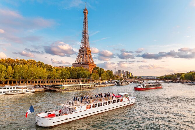 Paris Seine River Sightseeing Cruise Tour - Choosing the best departure time