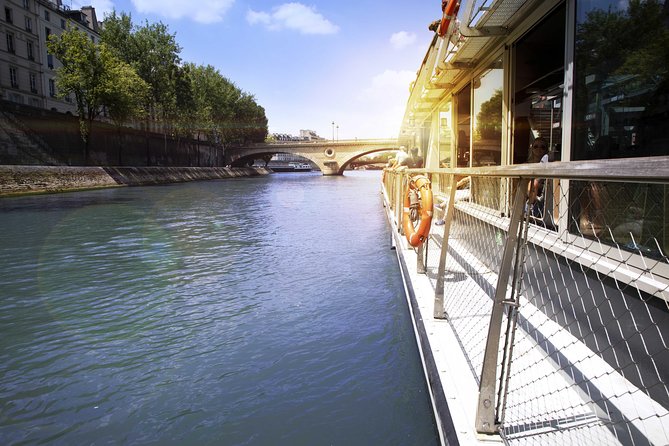 Paris Seine River Sightseeing Cruise with Commentary by Bateaux Parisiens - From the Eiffel Tower to Pont Alexandre III