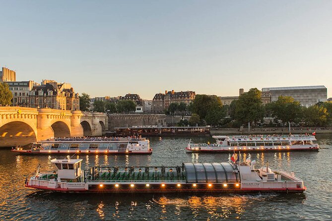 Paris: Seine River Sightseeing Sunset Cruise with Champagne - Musée d’Orsay, Tuileries, and Place de la Concorde