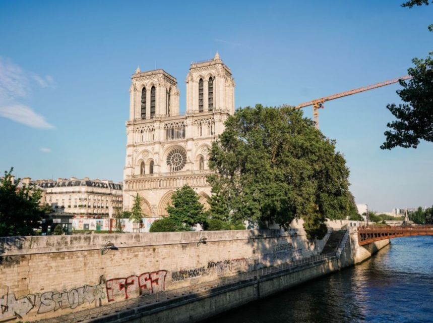 Paris Semi Private Walking Tour: Louvre, Eiffel Tower & Boat - A full Paris day built around four big sights