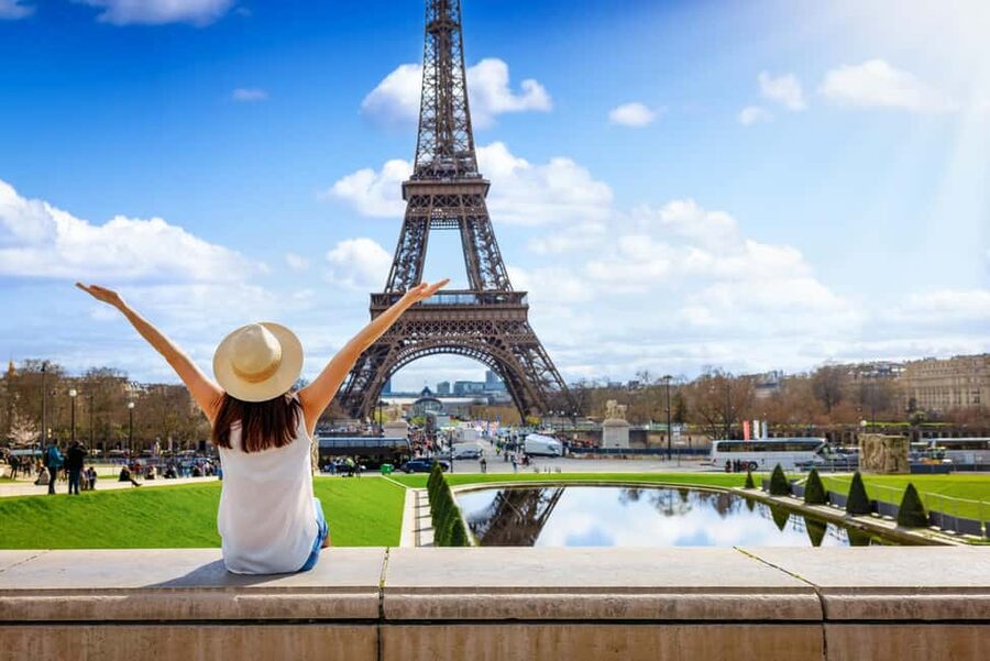 Paris: Skip-the-Line Eiffel Tower and Trocadero Gardens Tour - Starting at Square de Yorktown