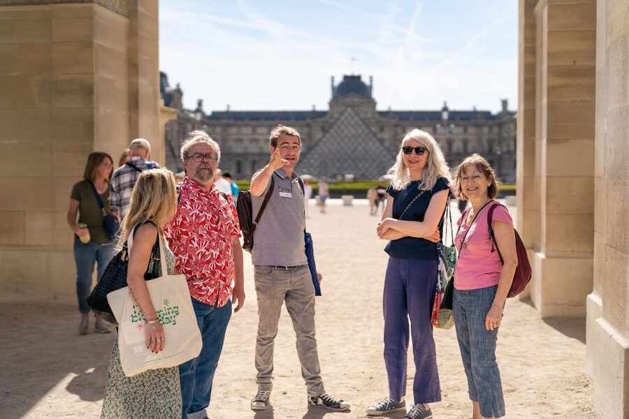 Paris: Skip-the-Line Louvre Highlights Guided Tour - What the skip-the-line ticket really saves