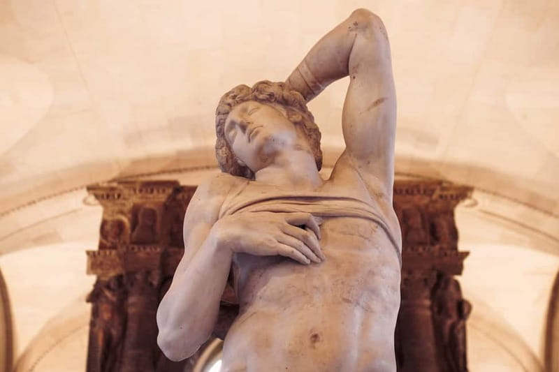 Paris: Skip-the-Line Louvre Highlights Tour with Mona Lisa - Venus de Milo and the ancient sculpture route