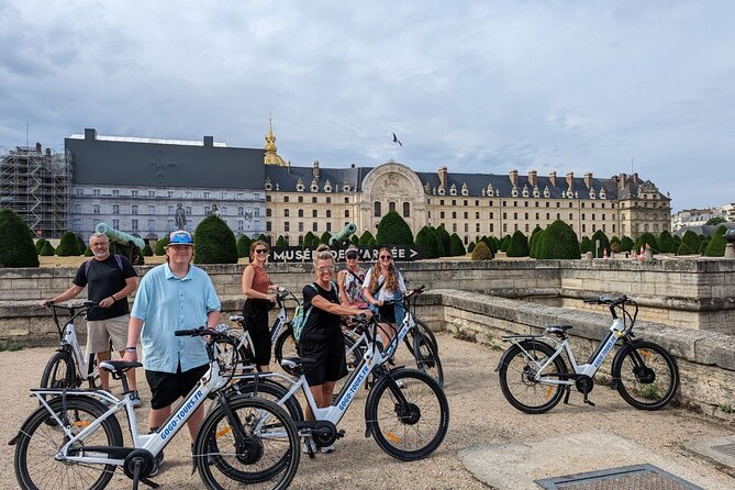 Paris: Small Group Highlights E-Bike Guided Tour - Pont Alexandre III, Petit Palais, and Grand Palais