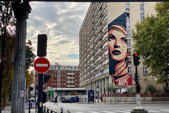 Paris Street Art, smartphone audioguided tour - OBEY’s memorial to the 2015 attacks