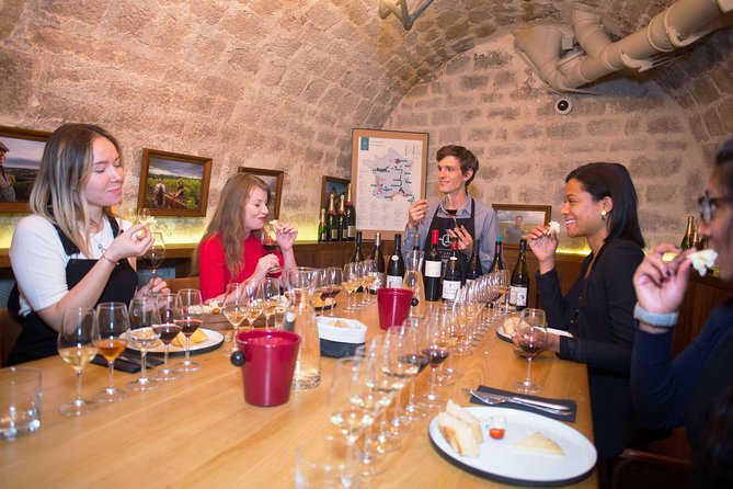 Paris - Ten Wines and Ten Cheeses Tasting in a Royal Cellar - How to get the most from the two hours