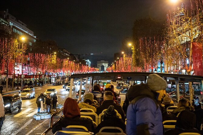 Paris Tootbus Festive Christmas Lights Tour - The Eiffel Tower sparkle at the top of the hour