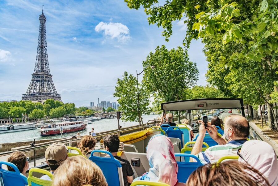 Paris: Tootbus Hop-on Hop-off with optional river cruise - Weather, comfort, and accessibility