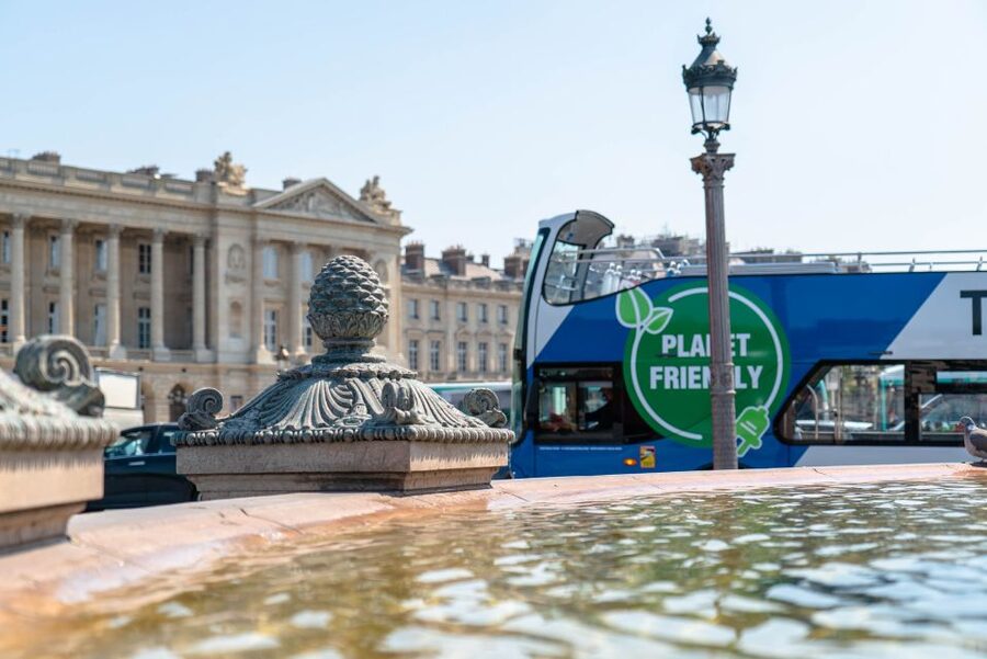 Paris: Tootbus Kids Bus Tour Experience - Place de la Concorde and the Champs-Élysées